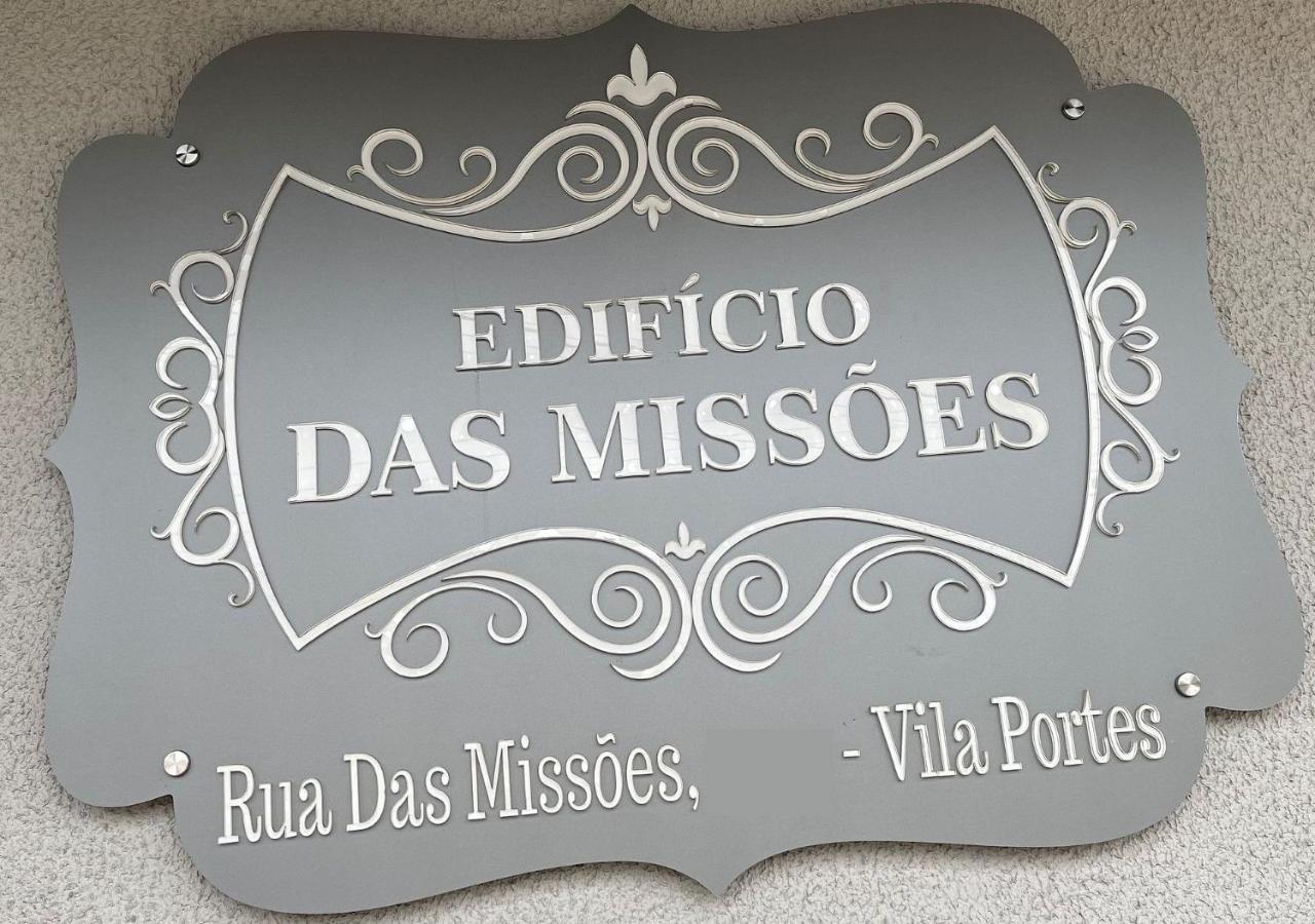 Apartment Novo A Poucos Passos Do Paraguai - Portes