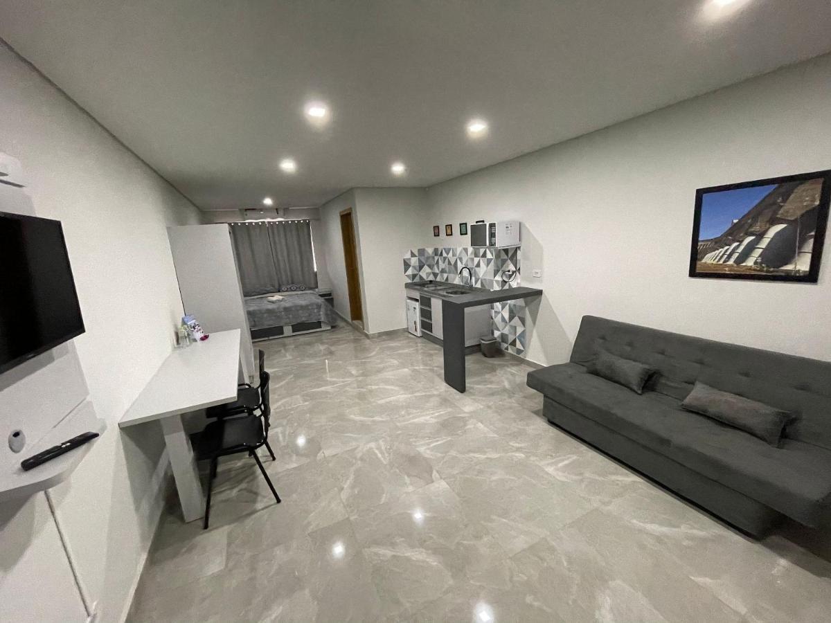 Apartment Novo A Poucos Passos Do Paraguai - Portes *