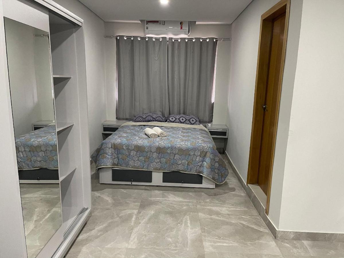 Novo A Poucos Passos Do Paraguai - Portes Apartment
