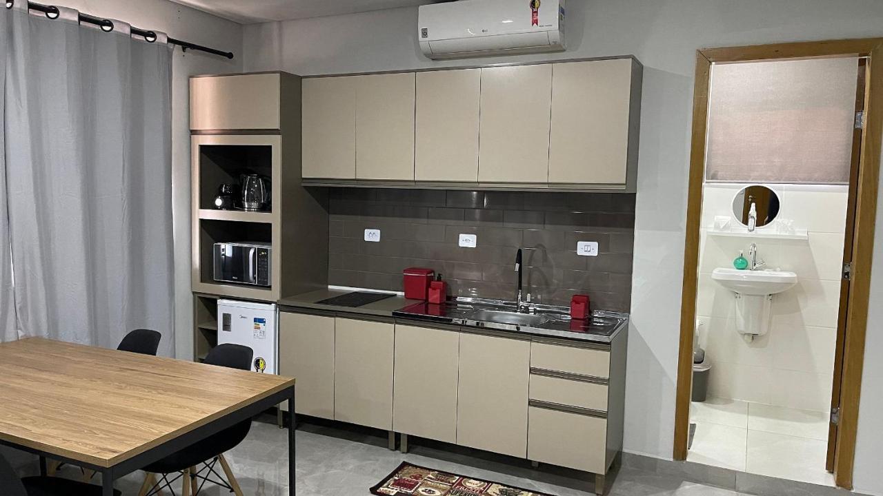 Novo A Poucos Passos Do Paraguai - Portes Apartment